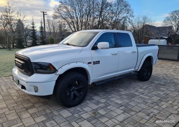 Dodge RAM 1500 5.7 Hemi Crew Cab, Lift 4x4